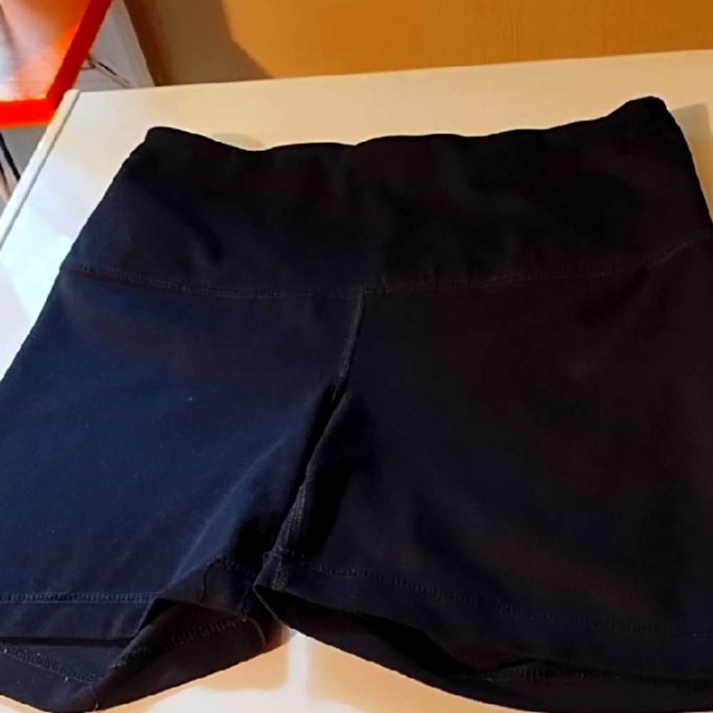 Yogalicious Black High Waist Shorts VGC Small.